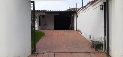 Casa En Venta En San Carlos, En Avenida Principal 700m2 Terreno, 597m2 Construccion, Jacuzzi