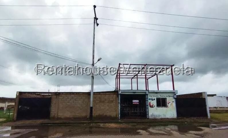 Casa (1 Nivel) en Alquiler en Pueblo Nuevo, Falcon