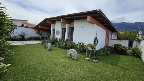 Comoda Casa De Una Sola Planta Ubicada En La Urb. San Antonio Mérida