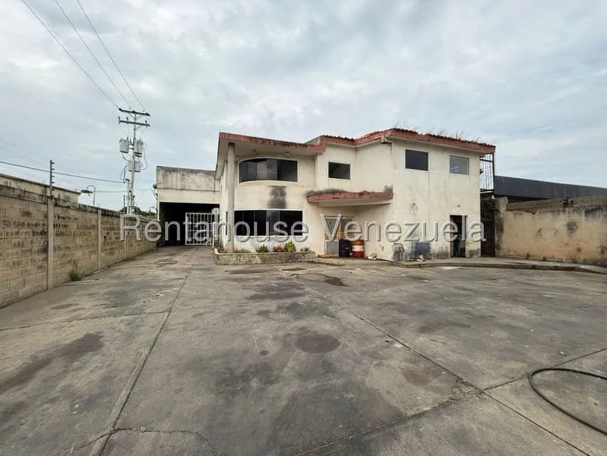Comercial (Local Comercial) en Venta en Cristobal Colon, Zulia