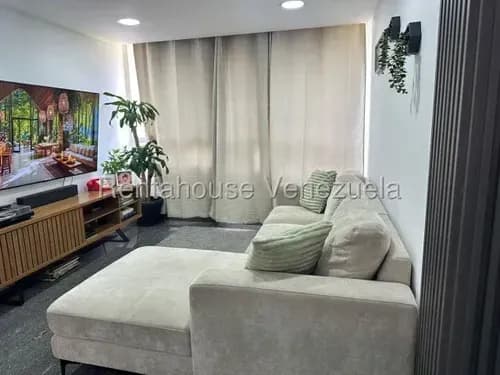 Apartamento En Venta El Encantado Con Excelente Distribución Y Tecnología Climática #26-18511 Gloriangela