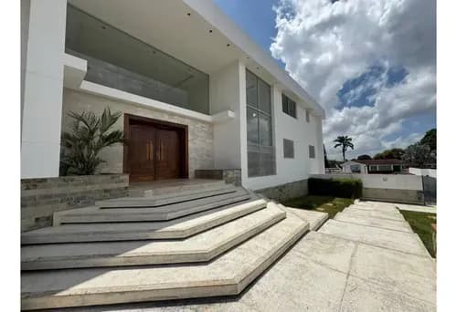 Casa En Venta En La Lagunita Calle Cerrada