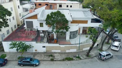 Casa Comercial En Venta En Santa Monica Caracas Esquina