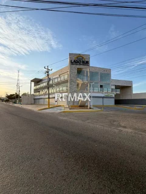 Local centro comercial lago sur