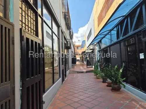 Alquiler De Local Comercial Detras De La Alcaldia De Valencia (#26-14898) Ideal Para Oficina, Espaciosa Y Bien Ubicada. Cliente Directo