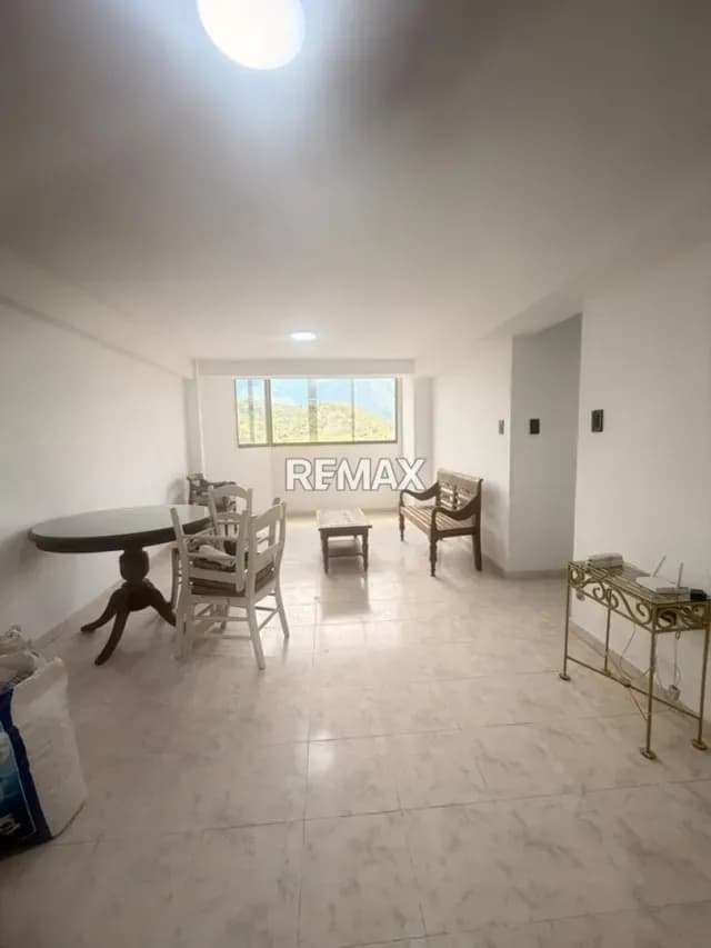 APARTAMENTO EN ALQUILER, RESIDENCIAS EL SAMAN 2