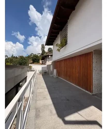 Casa En Los Naranjos Actualizada