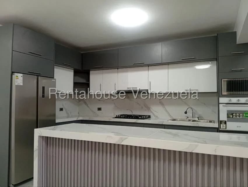 Apartamento (1 Nivel) en Alquiler en Avenida Vargas, Zulia