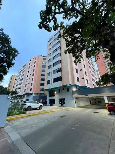 Apartamento En Alquiler: Agua Blanca Res. Santa Clara