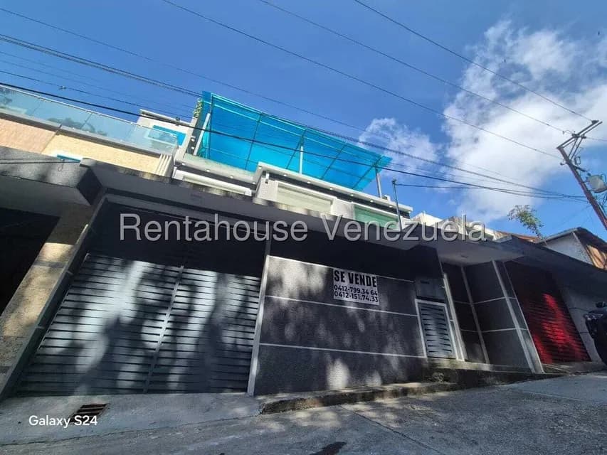 Casa (Multipes Niveles) en Venta en Los Guayabitos, Distrito Metropolitano