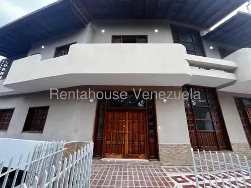 Tg Excelente Inversión! Casa En Venta En El Marques, 514 Mt2, En Calle Cerrada 26-1412
