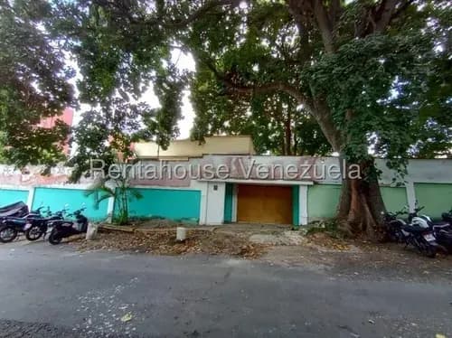 Casa En Venta En Alta Florida 2000 Metros De Terreno Caracas