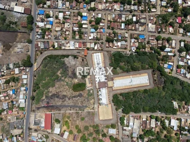 VENDE HOTEL OASYS VIA LA CONCEPCION