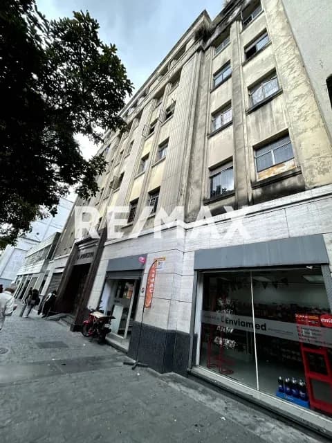 OFICINA EN ALQUILER CASCO HISTÓRICO DE CARACAS