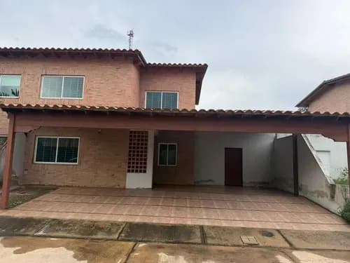 Townhouse En San Diego Residencia Las Trianas San Diego Vende Dayanna Vasquez