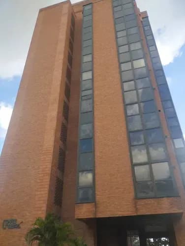 Ev, Oficina En Alquiler En Lomas Del Este Torre Trébol, 29133