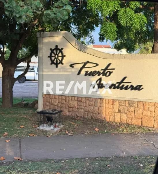 Residencia puerto aventura