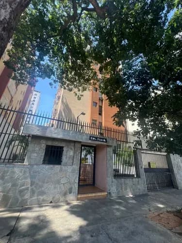 Barbara Rueda Vende Apartamento En La Trigaleña Valencia Carabobo Venezuela