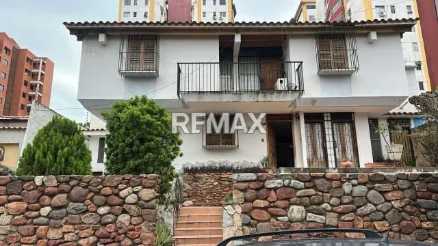 EN VENTA CASA UBICADA EN LA URBANIZACION EL PIÑAL, BARQUISIMETO ESTE
