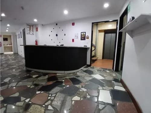 Vendo Local Comercial En El C. C. La Mansión En Las Mercedes