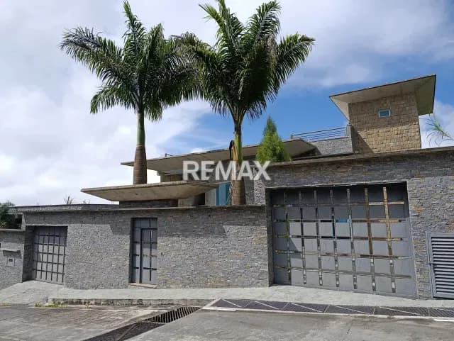 Casa Obra Gris en Venta, Urb. Parque El Retiro