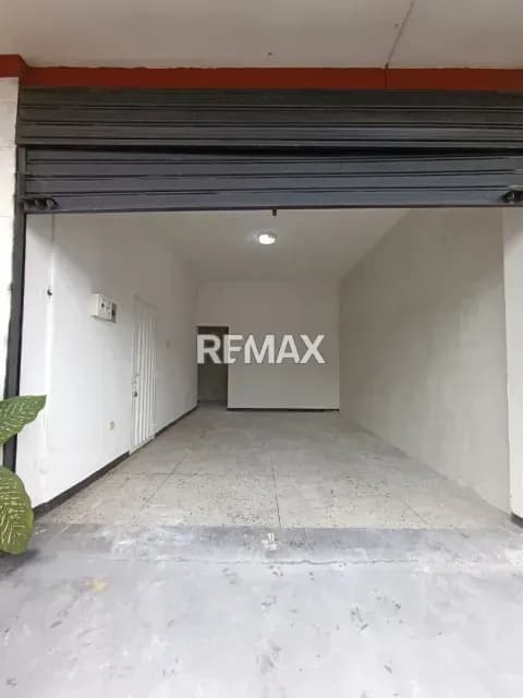 SE ALQUILA LOCAL COMERCIAL EN AV LIBERTADOR
