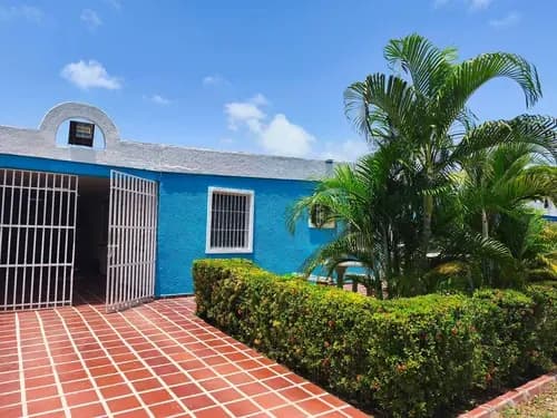 Vendo Hermosa Villa Con Piscina En Conjunto Residencial Villas Tucán , Muy Campestre 220 Mts 2 Hermosas Áreas Verdes Con Bellas Caminerias Con Árboles Frutales...3 Hab 3 Baños Tres Puestos De Estacion