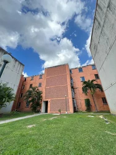 Impecable Y Moderno Apartamento De 56 M2 En Planta Baja Con Pisos De Porcelanato Y Agua De Pozo Constante Conjunto Residencial El Tulipán, San Diego