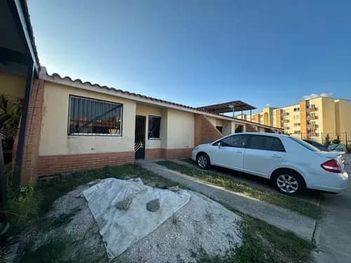 Town House En Obra Gris Para Diseñar A Tu Gusto En San Diego Monte Carmelo