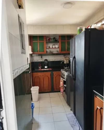 Yolinmueble Te Ofrece En Venta Apartamento En Piso 10 Ubicado En Valle Abajo Consta De: Superficie De 107m2 Sala Amplia 3 Habitaciones Con Clóset (principal Con Baño) 1 Habitación De S