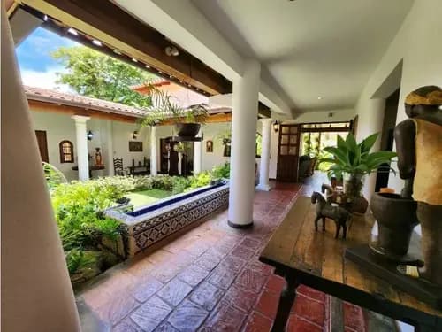 Se Vende Casa 550m2 7h/6b/4p La Lagunita