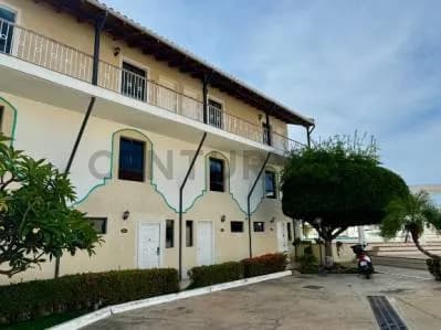 Apartamento Duplex en venta en Lechería CR Pueblito de Bora Bora