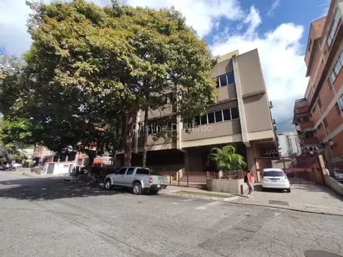 Edificio Industrial En Venta En La Urbina