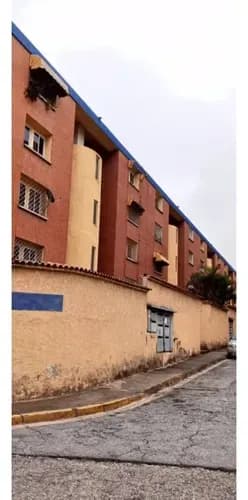 Se Alquila Apartamento En Urb. Santa Maria