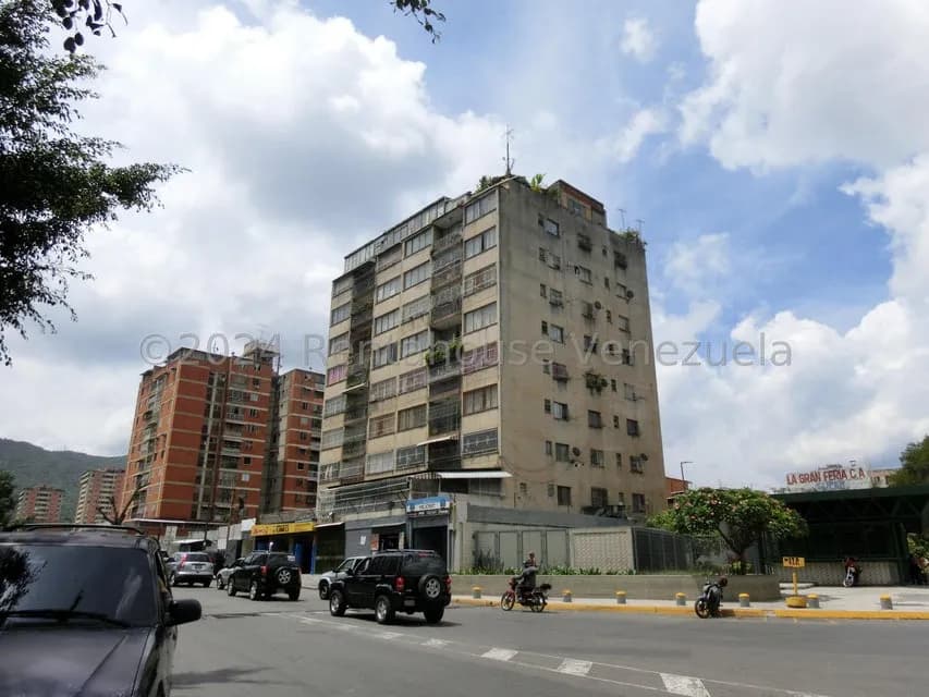 Comercial (Local Comercial) en Alquiler en San Martin, Distrito Metropolitano