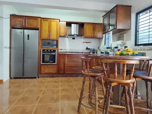 Grabiela Vende Casa De 2 Niveles Urb. Terrazas De Los Nisperos Valencia. Calle Cerrada Con Vigilancia