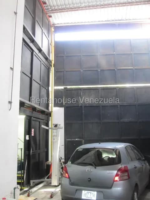 Comercial (Galpon - Deposito) en Alquiler en Las Palmas, Distrito Metropolitano