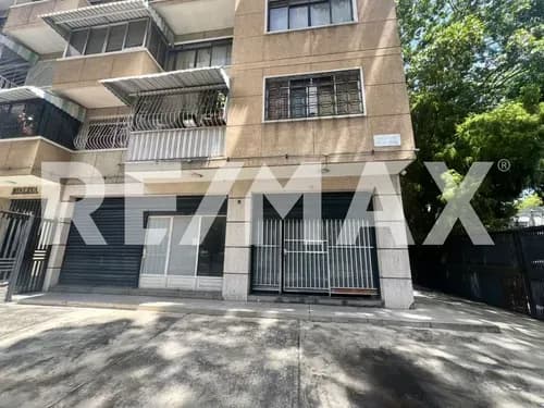 Local Comercial En Alquiler