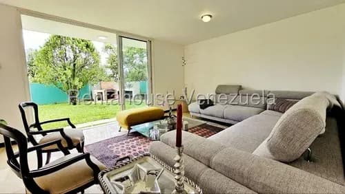 Casa En Venta En Sorocaima, Caracas 26-2604 Yf