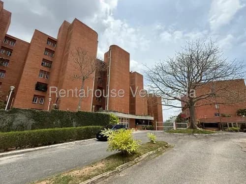 Eb Apartamento En Alquiler Los Pomelos Balcon Mls 26-318610