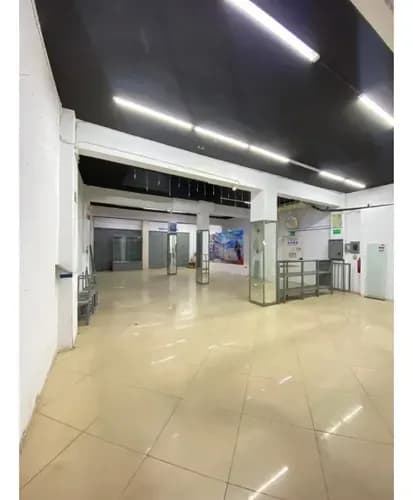 Local Comercial En Venta Ubicado En La Candelaria - Caracas