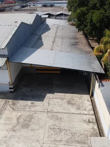 Alquiler De Galpón Comercial En Zona Industrial Castillito San Diego