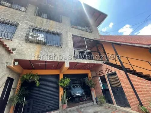 Sq. Local Industrial En Venta En Boleita Sur De Tres Niveles, Áreas De Almacenamiento, Galpones Y Locales D26-19792s