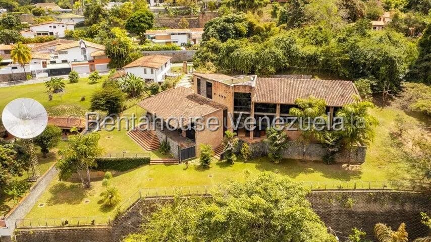 Casa (Duplex) en Venta en Cerro Verde, Distrito Metropolitano