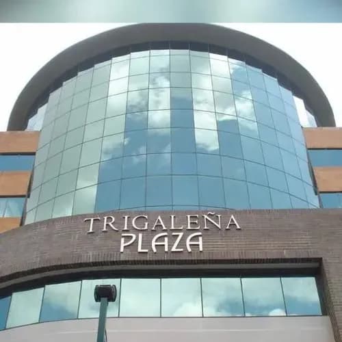 (ir60) Oficina En Alquiler Trigaleña Plaza Excelente Ubicacion