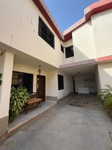 Venta De Cómodo Townhouse En Villas Del Parral Valencia Calle Cerrada Mag437631 Clientes Solo Directos - Abtenerse Asesores Inmobiliaros