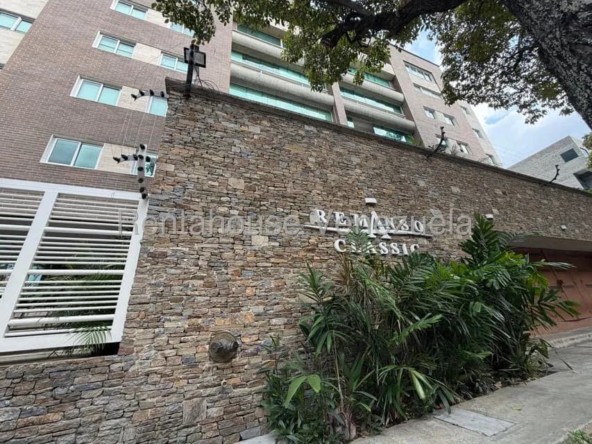 Apartamento (1 Nivel) en Alquiler en Los Naranjos de Las Mercedes, Distrito Metropolitano