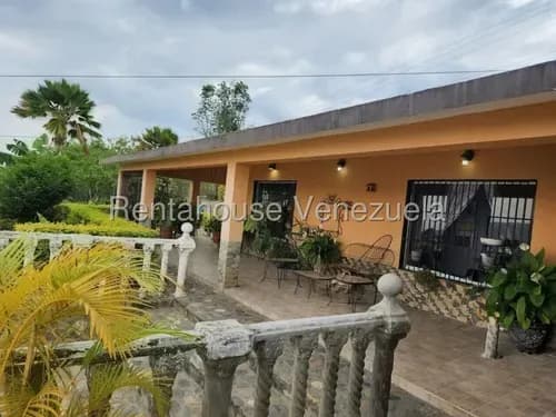 Dennymar, Vende Hermosa Casa Granja En Barquisimeto Via Rio Claro, Con 180m2 De Construccion, Con 3 Habitaciones, 2 Baños, En Impecables Condiciones! B6a20600.
