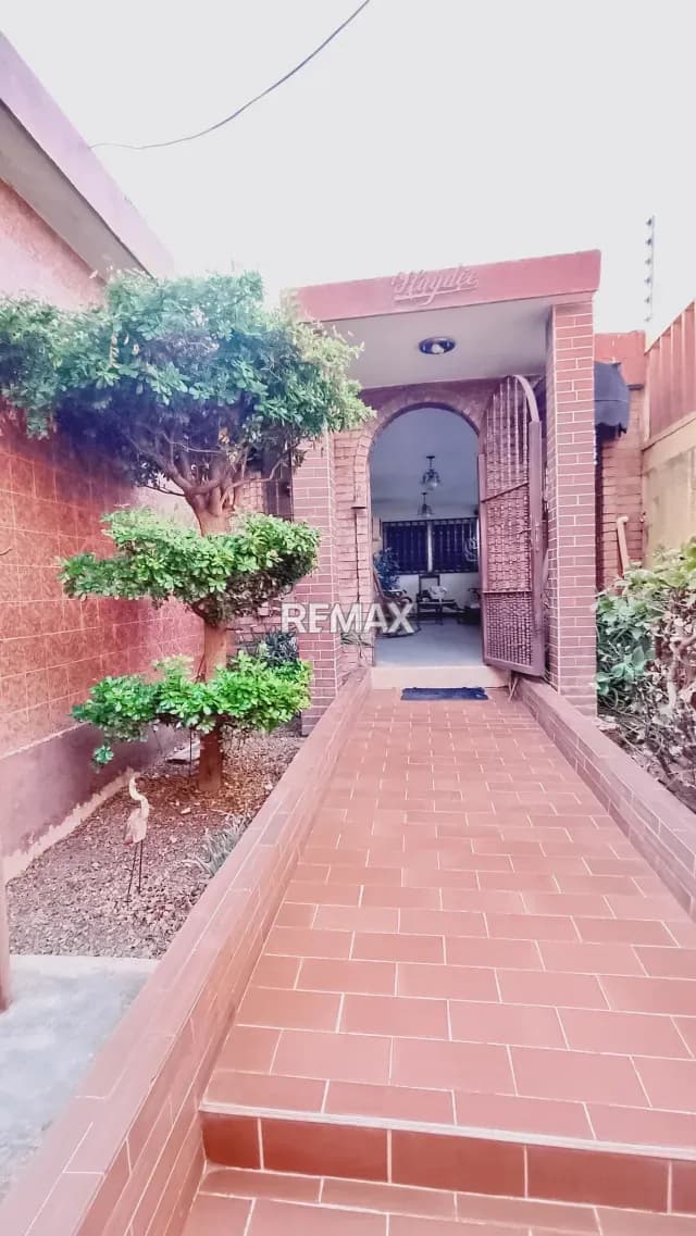 CASA QUINTA URB MARACAIBO