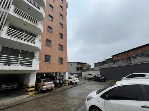 Alquiler. Apartamento. Res. Kabala Suite